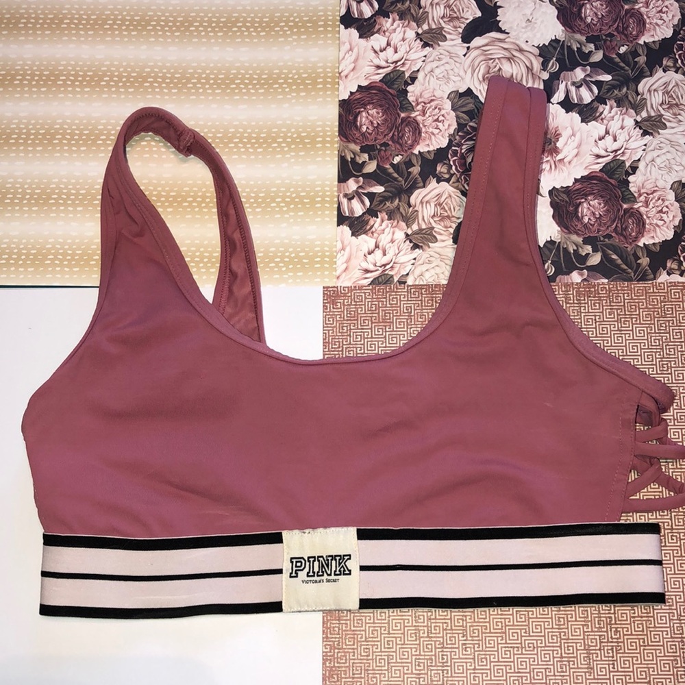 Sports bra